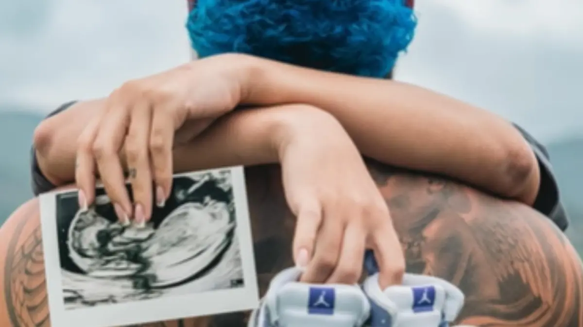 Blessd anuncia que será papá y conmueve a sus seguidores con un mensaje personal