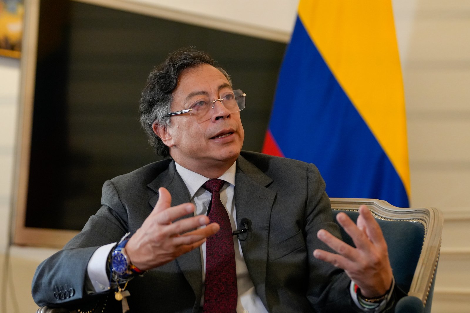 Petro se retracta tras polémica frase contra periodistas: “No debí usar esas palabras”