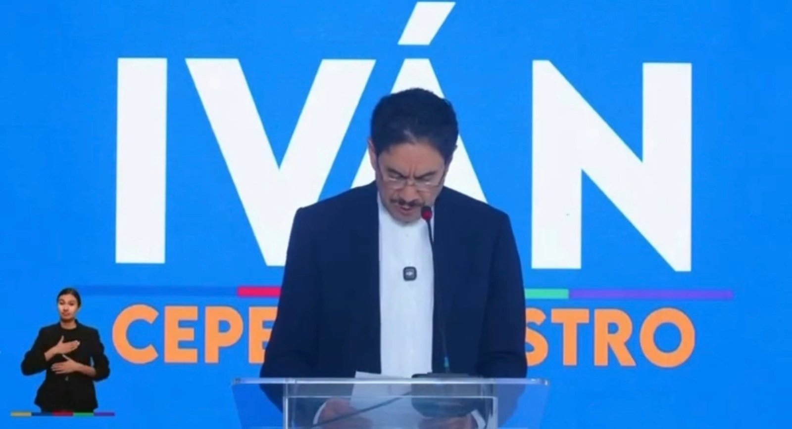 Iván Cepeda reconoce los resultados de la segunda vuelta y felicita a Abelardo de la Espriella como presidente electo